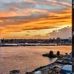 Faralda Crane 5* Amsterdam