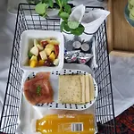 Faralda Crane Hotel 5*