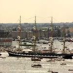 Faralda Crane Hotel Amsterdam