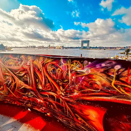 Faralda Crane 5* Amsterdam