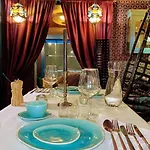 Faralda Crane 5* אמסטרדם