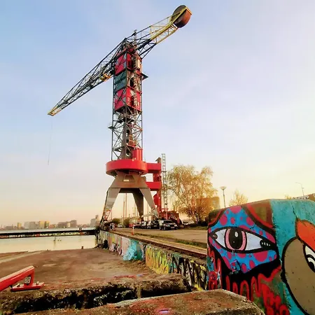 Faralda Crane Hotel 5*