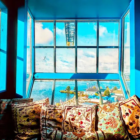 Faralda Crane Hotel 5*