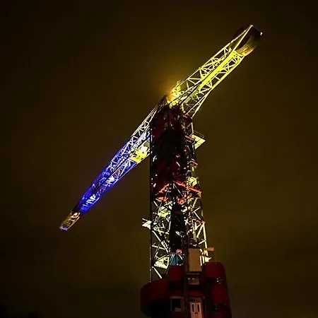 Faralda Crane