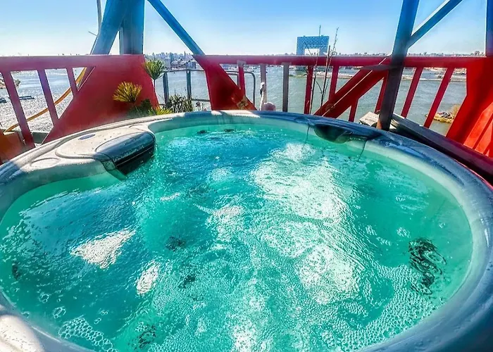 מלון Faralda Crane