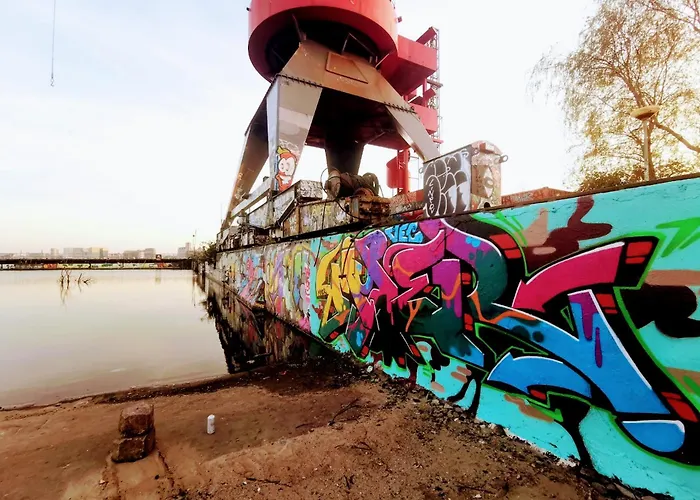 Faralda Crane Hotel 5*