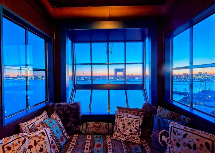 Faralda Crane Hotel 5*