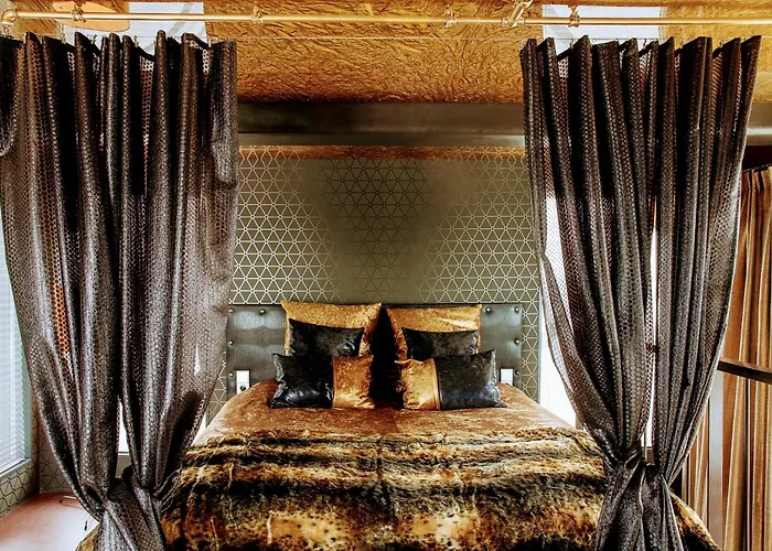 Faralda Crane Hotel Hotel 5*