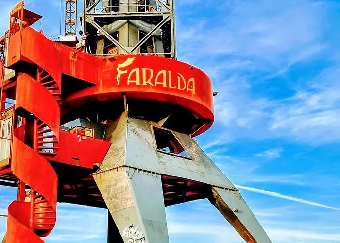 מלון Faralda Crane