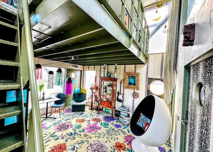 Faralda Crane מלון 5*