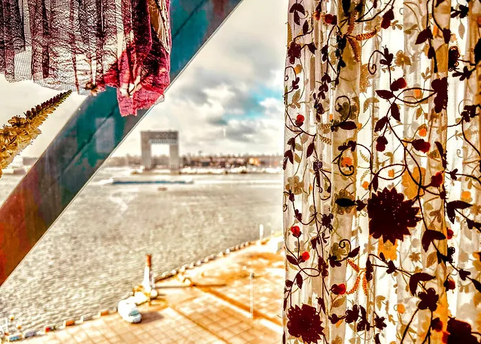 Faralda Crane מלון 5*