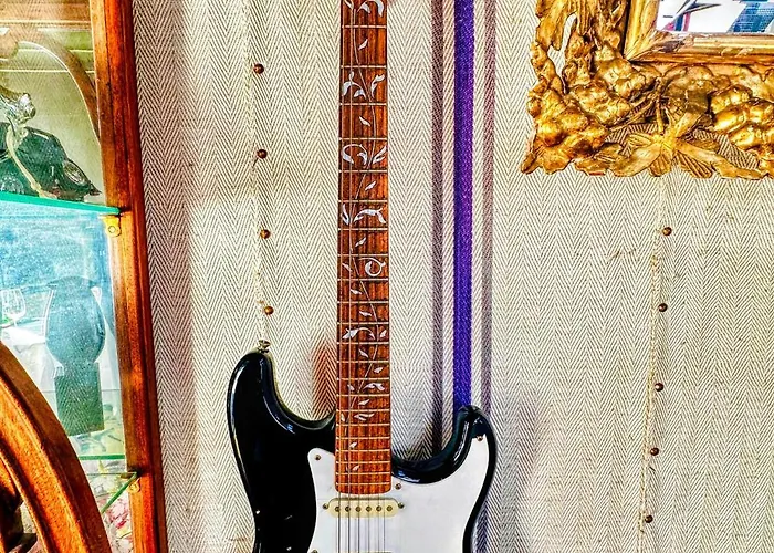 Faralda Crane מלון