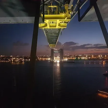 Faralda Crane Hotel 5*
