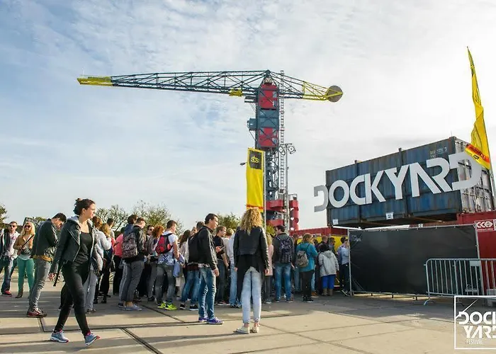 Faralda Crane 5* Amsterdam